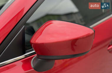 Седан Mazda 3 2014 в 