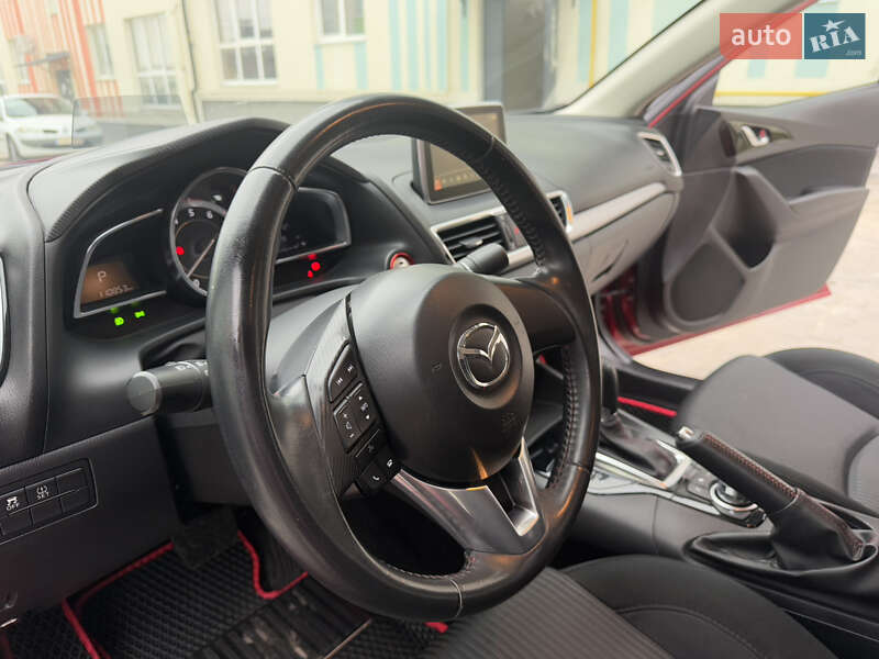 Седан Mazda 3 2014 в Виннице