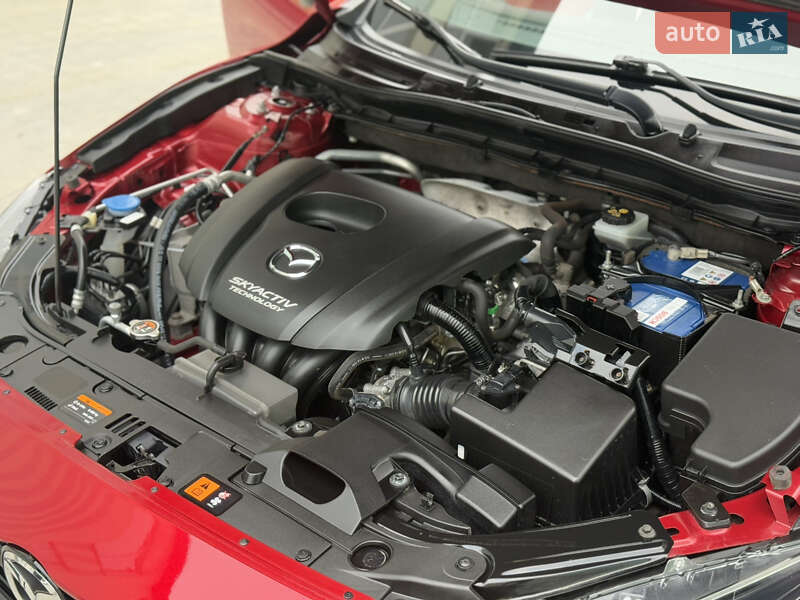 Седан Mazda 3 2014 в Виннице