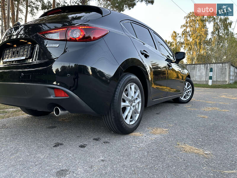 Хетчбек Mazda 3 2016 в Києві