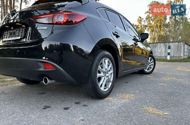 Хэтчбек Mazda 3 2016 в 