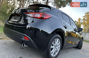 Хэтчбек Mazda 3 2016 в 