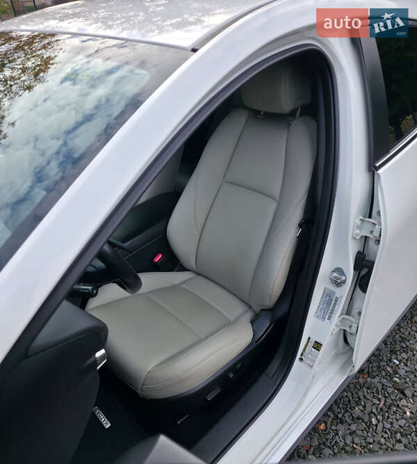 Хэтчбек Mazda 3 2019 в Луцке фото 12 Хэтчбек Mazda 3 2019 в Луцке