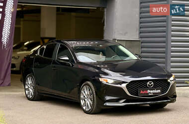 Седан Mazda 3 2023 в 