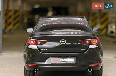 Седан Mazda 3 2023 в 