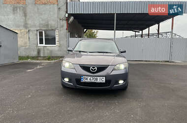 Седан Mazda 3 2006 в Ровно