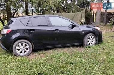 Хетчбек Mazda 3 2010 в 