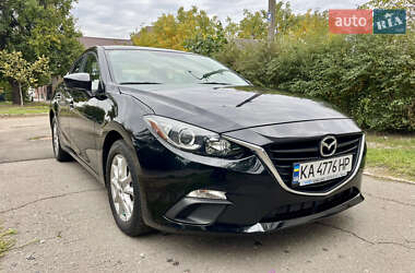 Седан Mazda 3 2015 в 