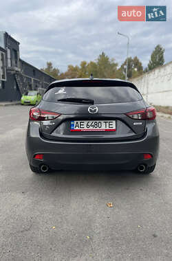Хэтчбек Mazda 3 2014 в 