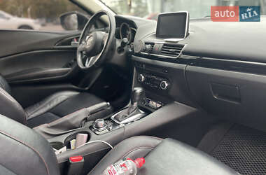Хэтчбек Mazda 3 2014 в 