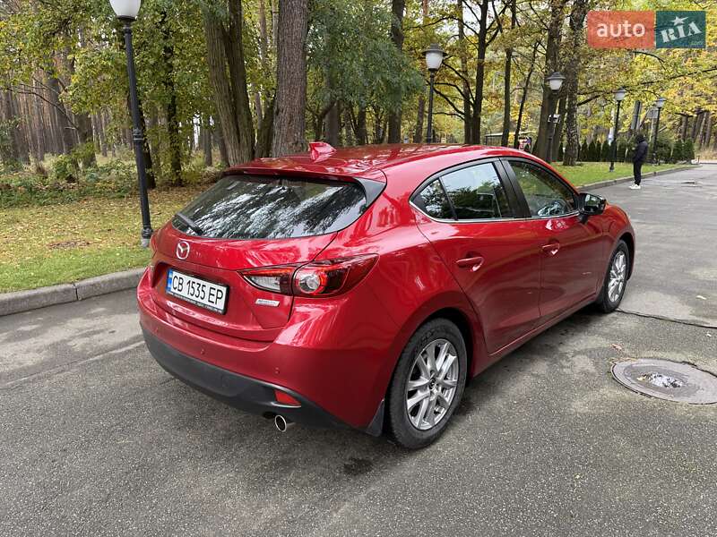 Хетчбек Mazda 3 2013 в Чернігові
