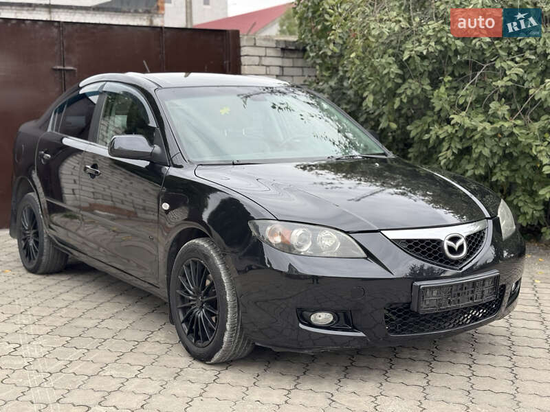 Седан Mazda 3 2007 в Днепре