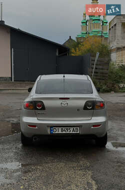 Седан Mazda 3 2005 в  фото 6 Седан Mazda 3 2005 в