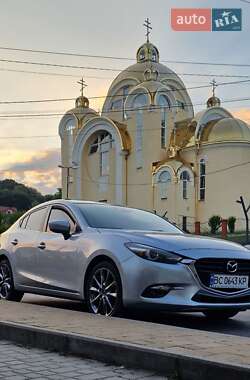 Седан Mazda 3 2018 в Львове