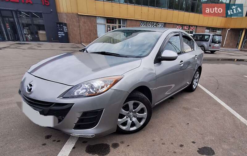 Седан Mazda 3 2013 в Николаеве