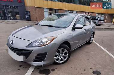 Седан Mazda 3 2013 в  фото 3 Седан Mazda 3 2013 в