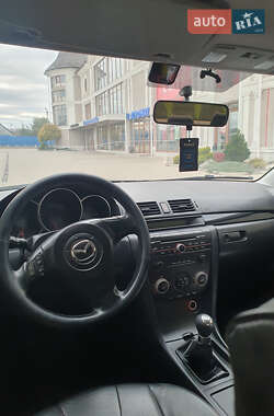 Седан Mazda 3 2006 в 