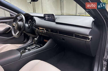 Седан Mazda 3 2019 в 