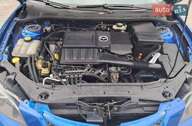 Седан Mazda 3 2005 в 
