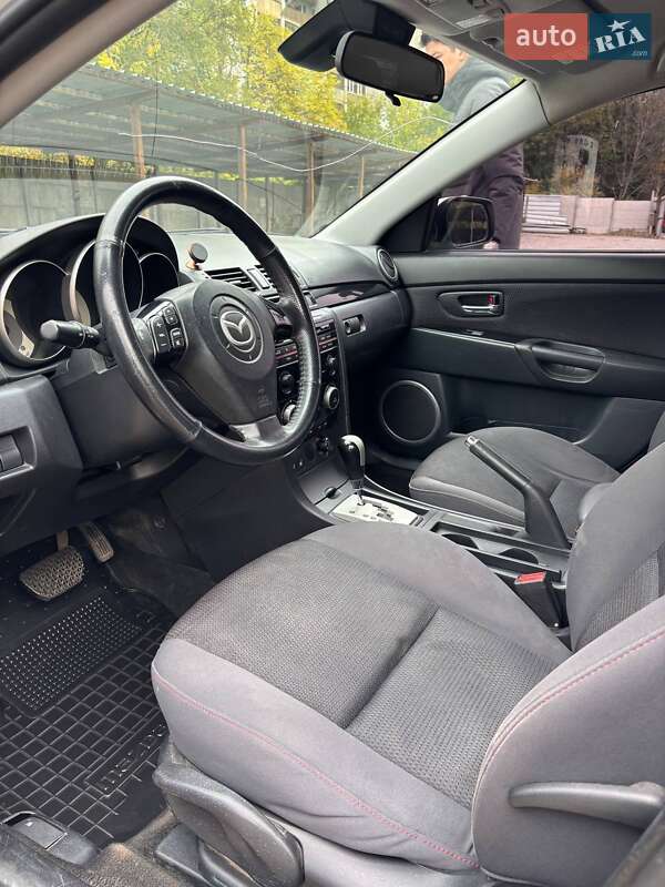Седан Mazda 3 2008 в Днепре