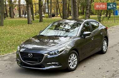 Седан Mazda 3 2017 в Києві