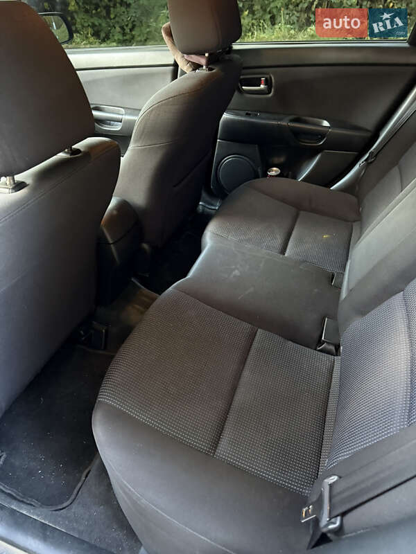 Хетчбек Mazda 3 2005 в Верхньому Водяному фото 52 Хетчбек Mazda 3 2005 в Верхньому Водяному