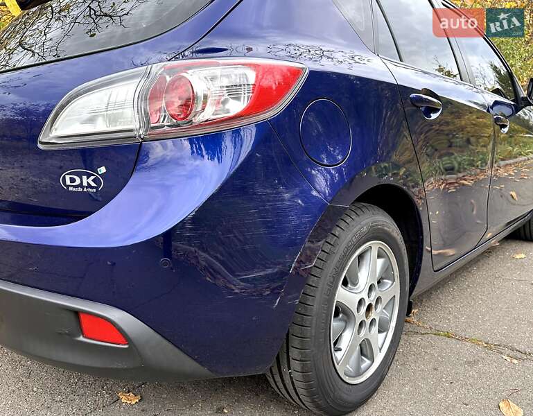 Хэтчбек Mazda 3 2011 в Южноукраинске