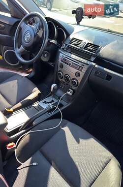 Седан Mazda 3 2007 в 