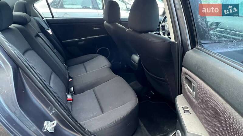 Седан Mazda 3 2008 в Киеве