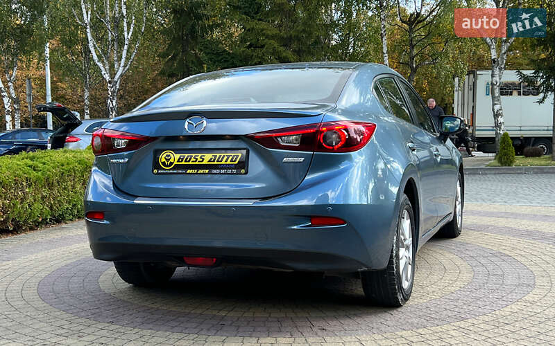Седан Mazda 3 2014 в Львове