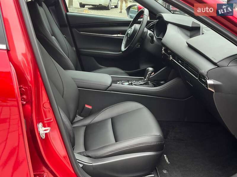 Хетчбек Mazda 3 2024 в Дніпрі фото 12 Хетчбек Mazda 3 2024 в Дніпрі