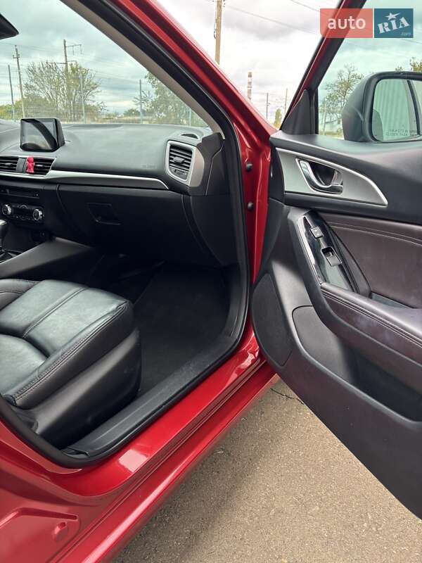 Седан Mazda 3 2018 в Белгороде-Днестровском фото 24 Седан Mazda 3 2018 в Белгороде-Днестровском