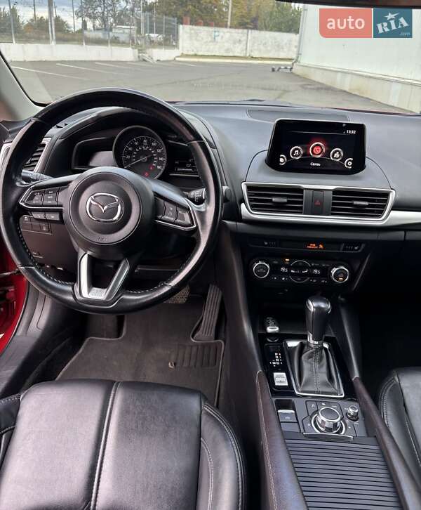 Седан Mazda 3 2018 в Белгороде-Днестровском фото 22 Седан Mazda 3 2018 в Белгороде-Днестровском