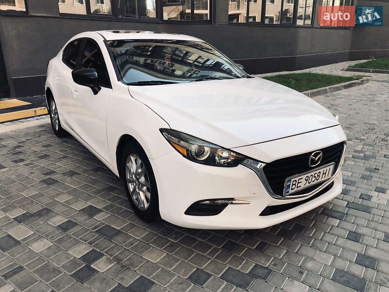 Седан Mazda 3 2015 в Одесі