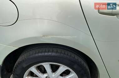 Хэтчбек Mazda 3 2008 в 