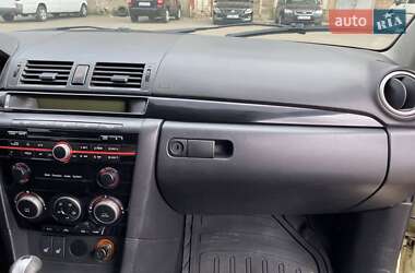 Хэтчбек Mazda 3 2008 в 