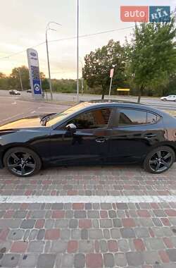Седан Mazda 3 2016 в  фото 8 Седан Mazda 3 2016 в