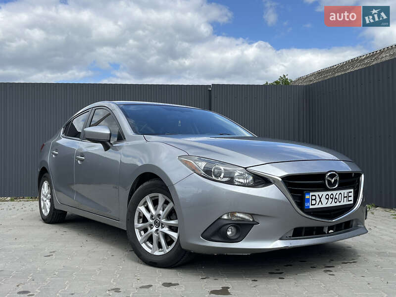 Седан Mazda 3 2016 в  фото Седан Mazda 3 2016 в