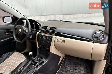 Седан Mazda 3 2008 в  фото 18 Седан Mazda 3 2008 в
