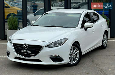 Седан Mazda 3 2014 в Кременчуге