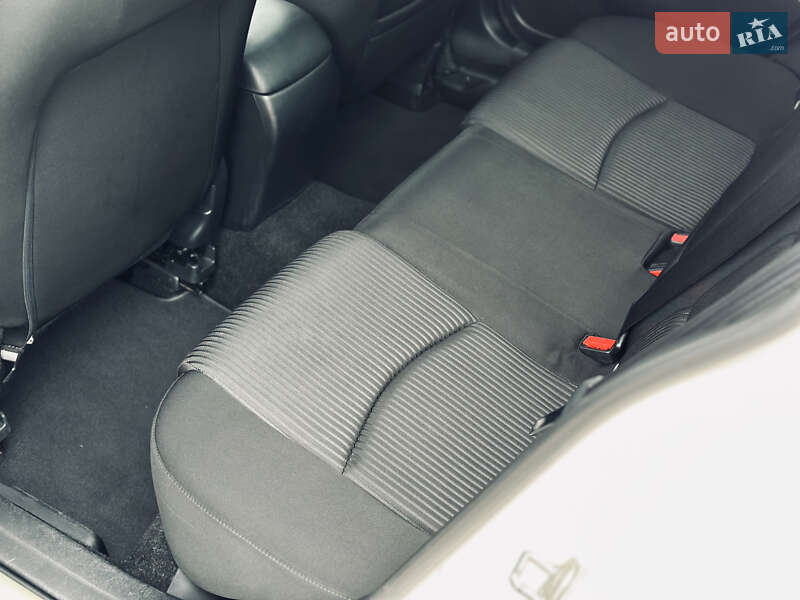 Седан Mazda 3 2014 в Кременчуці