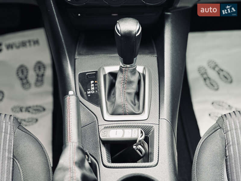 Седан Mazda 3 2014 в Кременчуці