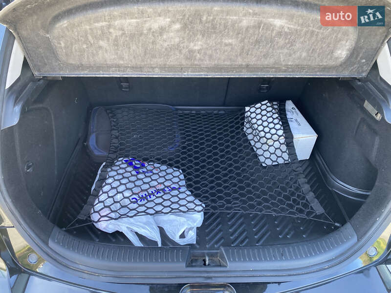 Хэтчбек Mazda 3 2007 в Одессе фото 6 Хэтчбек Mazda 3 2007 в Одессе