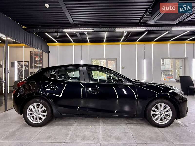 Хэтчбек Mazda 3 2015 в Киеве фото 5 Хэтчбек Mazda 3 2015 в Киеве