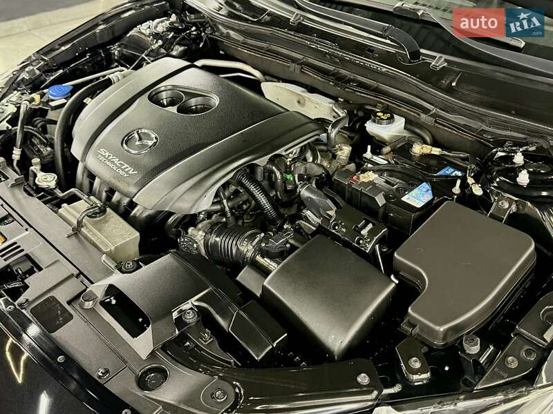 Хэтчбек Mazda 3 2015 в Киеве фото 10 Хэтчбек Mazda 3 2015 в Киеве