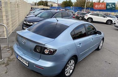 Седан Mazda 3 2006 в  фото 5 Седан Mazda 3 2006 в