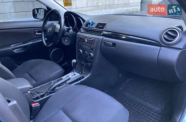 Седан Mazda 3 2006 в  фото 24 Седан Mazda 3 2006 в