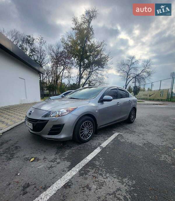 Седан Mazda 3 2010 в Александрие фото 5 Седан Mazda 3 2010 в Александрие