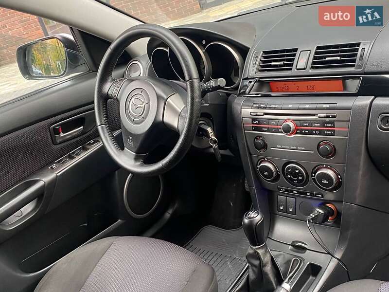 Хэтчбек Mazda 3 2008 в Полтаве