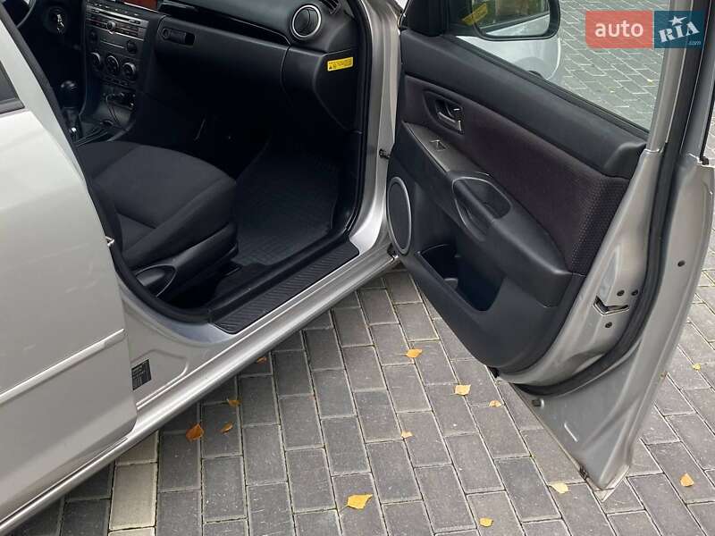 Хэтчбек Mazda 3 2008 в Полтаве